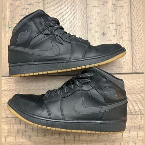 Nike Air Jordan Mid Winterized Black Gum Shoes Size 12